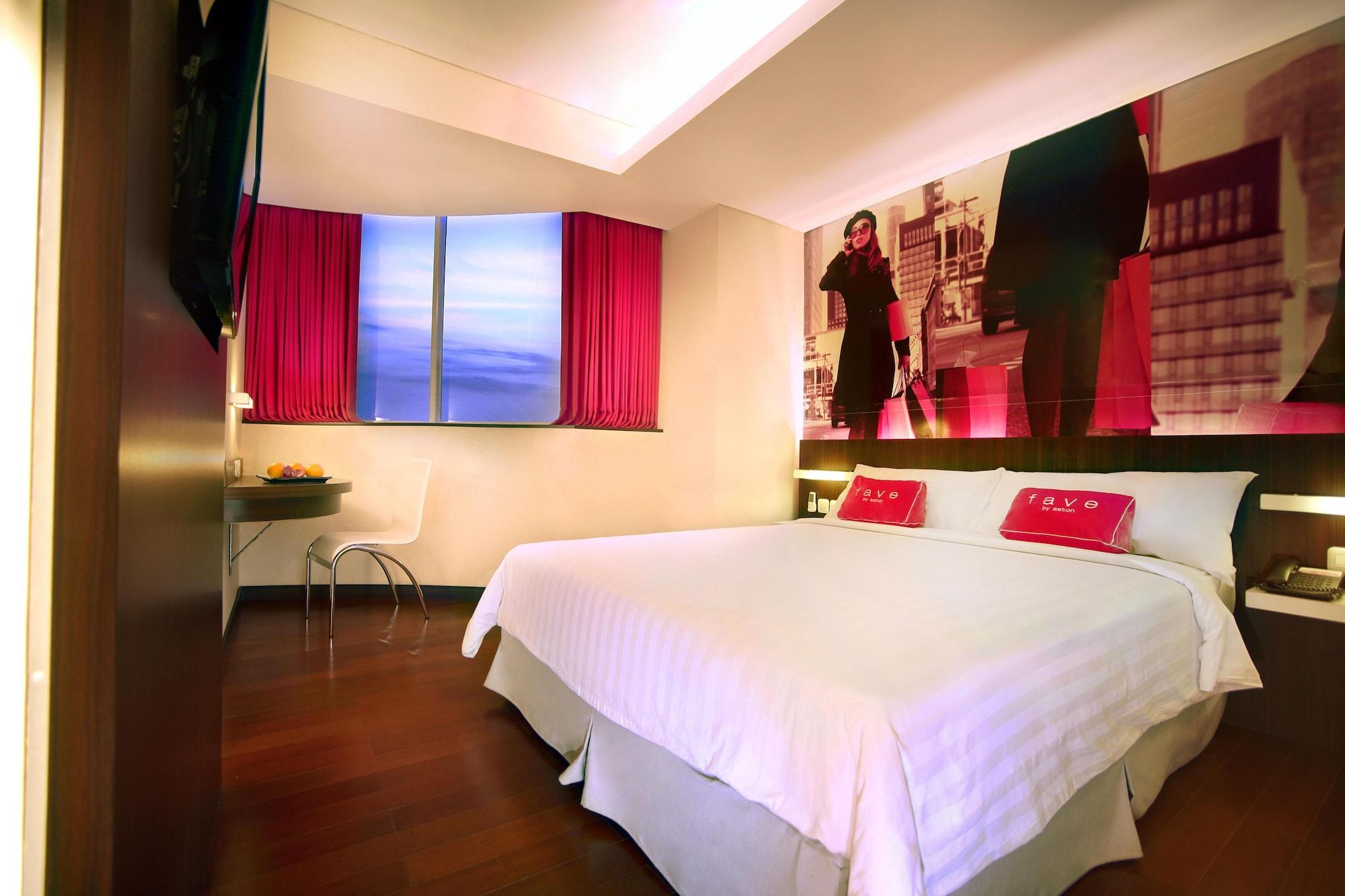 Favehotel Mex Tunjungan Surabaya Exterior foto