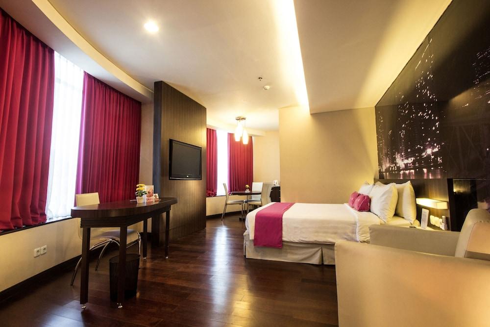 Favehotel Mex Tunjungan Surabaya Exterior foto