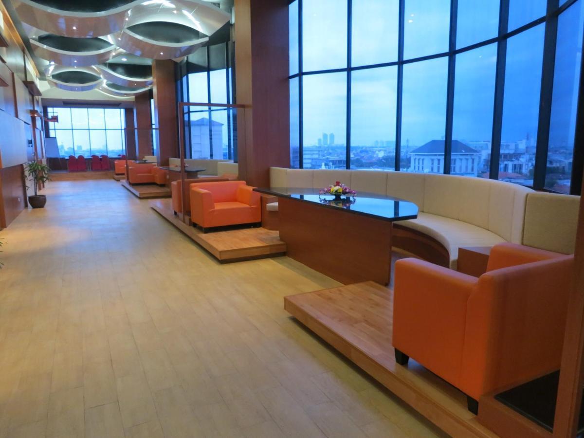 Favehotel Mex Tunjungan Surabaya Exterior foto