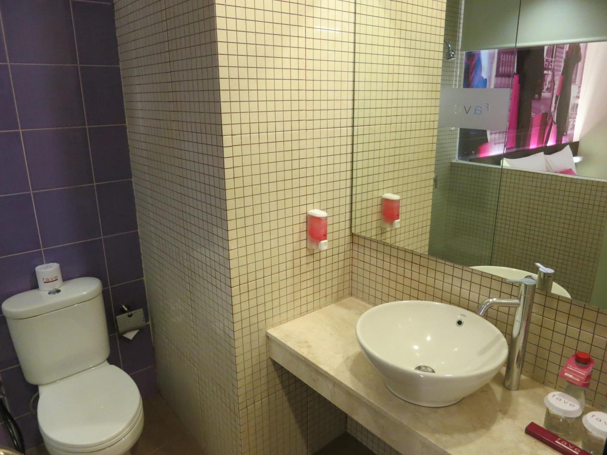 Favehotel Mex Tunjungan Surabaya Quarto foto